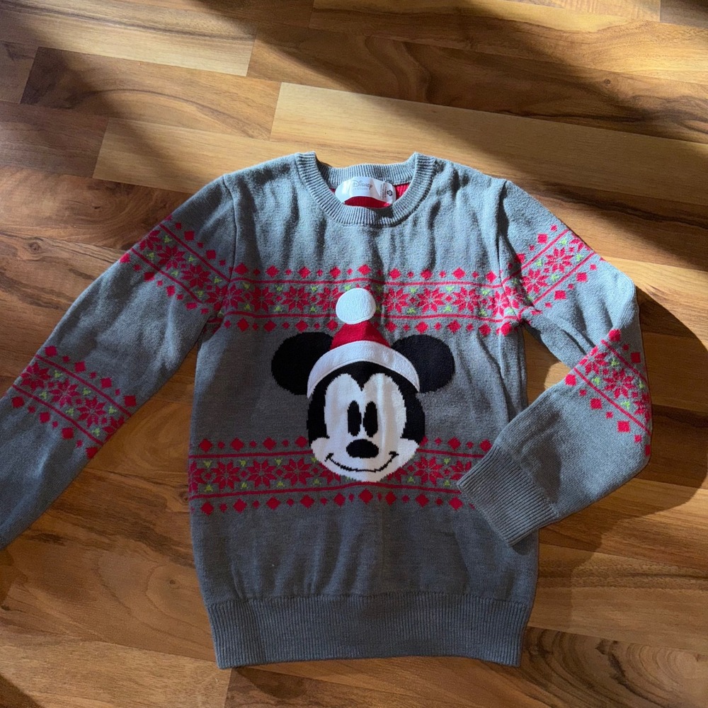 Disney Kids Gray Mickey Mouse Christmas Sweater Size 5-6 holiday fair isle red